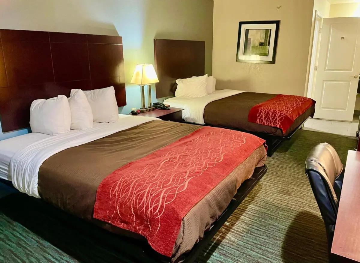 Garden Inn and Suites 10